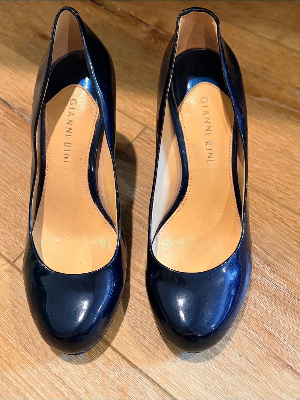Gianni Bini Navy Patent Leather Pumps Heels Women’s Size 6.5